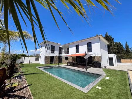 vente maison 6 pièces 205 m² six-fours-les-plages (83140)