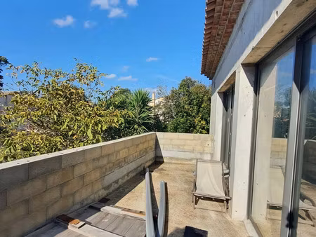 vente appartement 4 pièces 70 m² saint-cyr-sur-mer (83270)