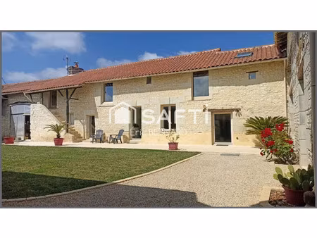vente maison 7 pièces 180 m² la roche-rigault (86200)