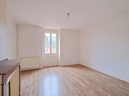 location appartement 3 pièces 71 m² à albi (81000)