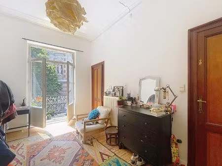 appartement à louer à place maurice van meenen 29 saint-gilles (vbe42545)