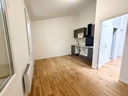 location appartement 2 pièces 42 m² à pexiora (11150)  550 €