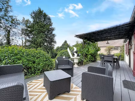maison familiale de 115 m2 habitables  155 m2 utiles sur une