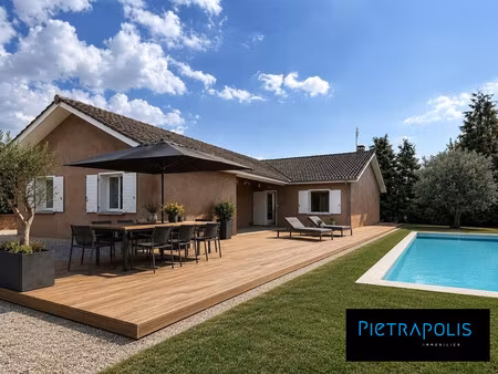 maison de plain-pied 130m2 • piscine • dépendance 80m2 •