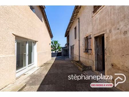 maison de village avec 220 m² de dépendances | fort potentiel