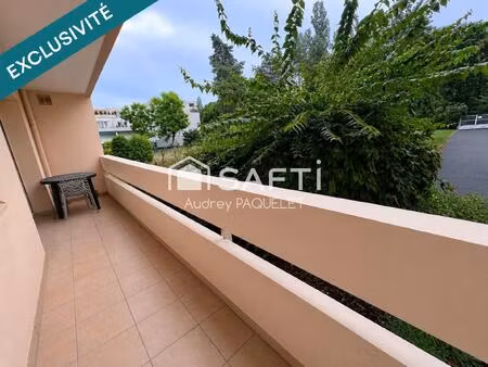 t4 avec terrasse face a la verdure de la coulée verte