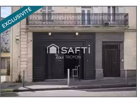 dans le 6eme de marseille  emplacement stratégique