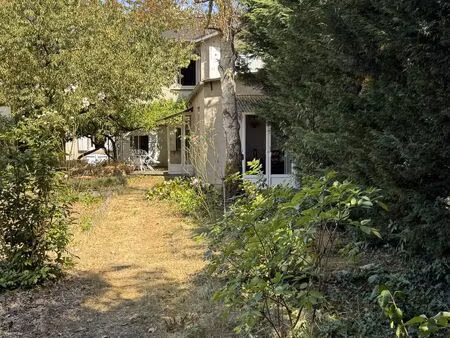 maison à moulins (03000)