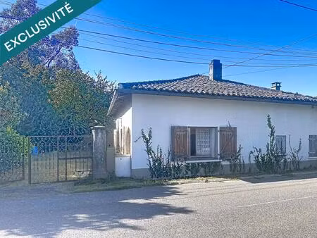 maison et annexe à rénover à prix abordable sur un terrain d'environ 2000 m²