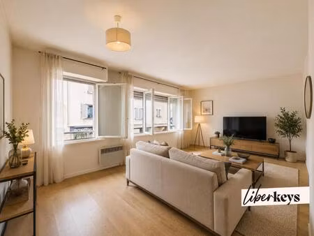 appartement 2 pièces lumineux et traversant avec parking – les clayes-sous-bois