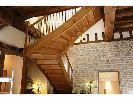 21200 beaune -entreprise de menuiserie  atelier 350 m²