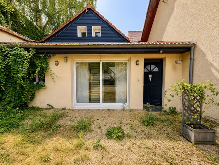quartier 30 octobre : maison de ville dans petite copropriét