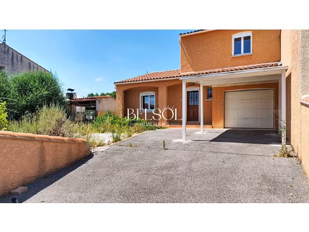 maison au boulou  sur trois faces  avec trois chambres dont une