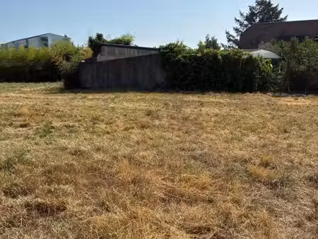 terrain 635m² - billere