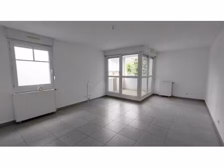 réf : 20490l0033-ech-cd