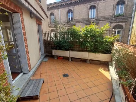 t4 proche capitole avec cave et garage possible et terrasse