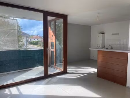 appartement t2 rez de chaussee - vesoul montmarin