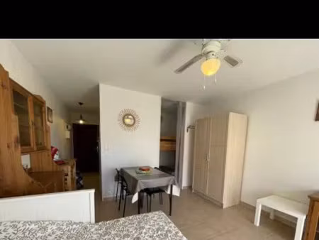 location appartement 1 pièce 27 m² à le lavandou (83980)