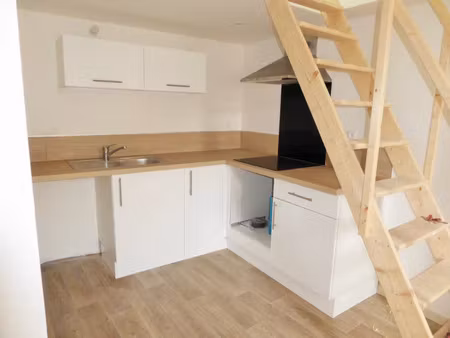 location appartement 1 pièce 31 m² à méounes-lès-montrieux (83136)