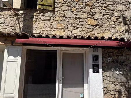 location commerce 50 m² à ollioules (83190)