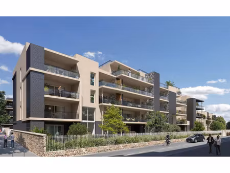 location garage 13 m² à hyères (83400)