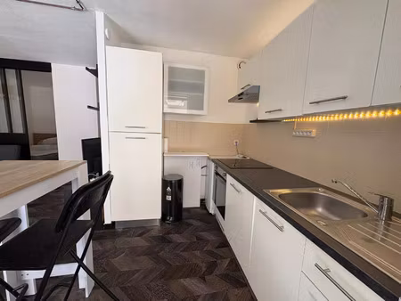 location appartement 1 pièce 30 m² à hyères (83400)