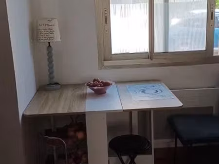 location appartement 1 pièce 15 m² à hyères (83400)