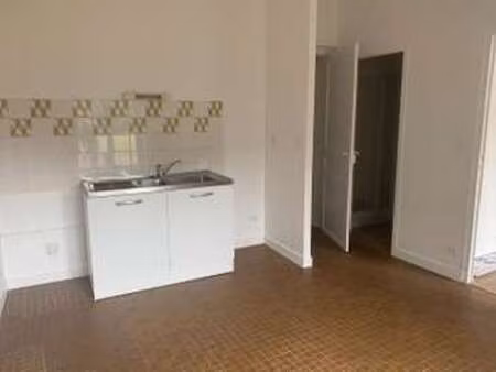 location appartement 2 pièces à plancoët (22130) : à louer 2 pièces / 29m² plancoët