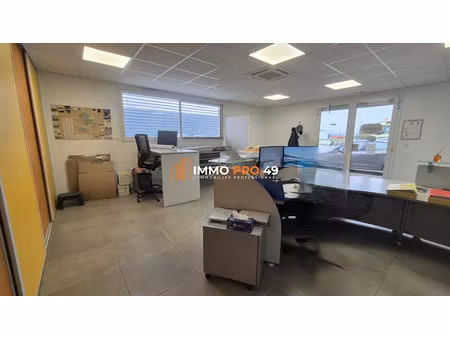 vente locaux professionnels 0 pièces 600 m² à pouzauges (85700)  360 000 €