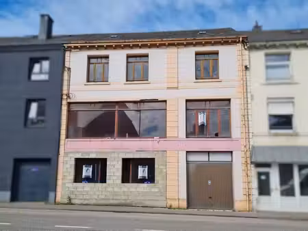 6880 bertrix : immeuble avec permis pour 4 appartements.
