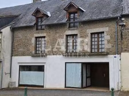 vente immeuble à saint-pierre-des-nids (53370) : à vendre / 270m² saint-pierre-des-nids