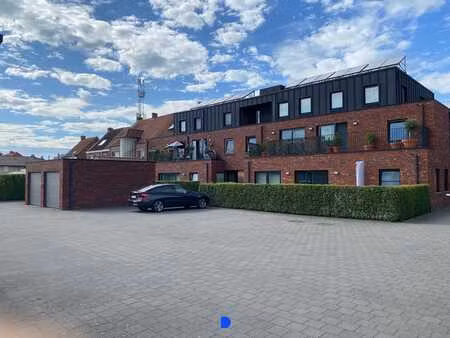 ruim gelijkvloers appartement in ledegem.