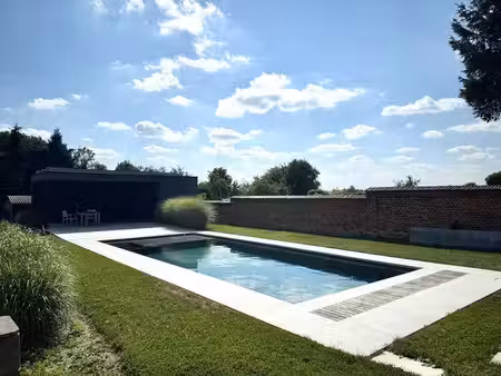 magnifique maison de maître avec 4 chambres  piscine  carpor