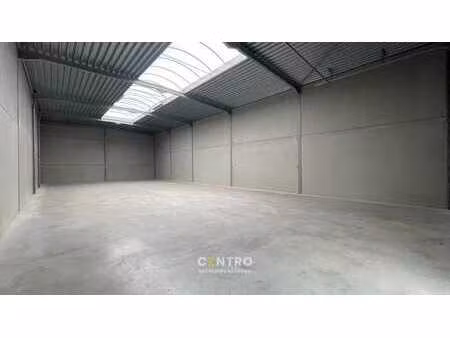 nb magazijn (335m²) inclusief 1 private parkeerplaats op ...