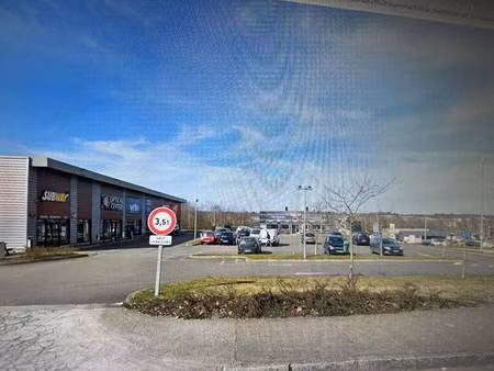 local commercial à louer