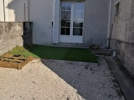 location maison 3 pièces 74.4 m² à nieul-lès-saintes (17810)  700 €