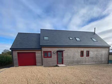 location meublée maison 4 pièces 116.63 m² à lanrivoaré (29290)  1 250 €