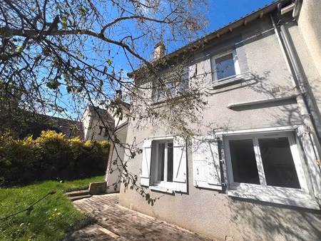 location maison 4 pièces 74 m² à saint-martin-du-tertre (89100)  850 €