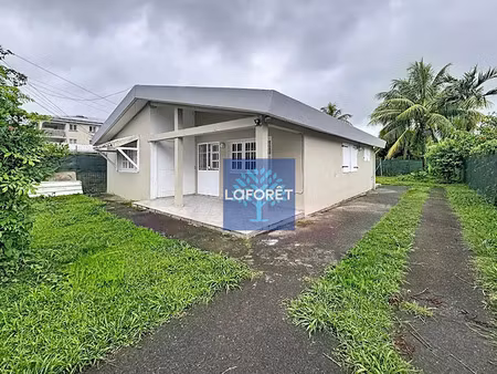 location maison 4 pièces 84.55 m² à saint joseph (97212)  1 530 €