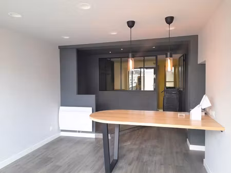 location locaux professionnels 1 pièce 26.94 m² à bayeux (14400)  780 €