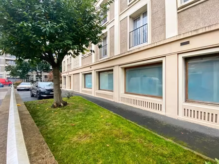location locaux professionnels 276 m² à pantin (93500)  nan €