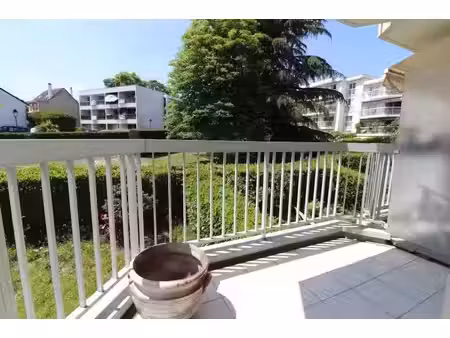 location appartement 3 pièces 61.4 m² à garches (92380)  1 685 €