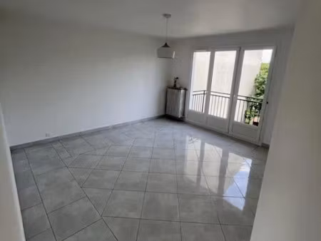 location appartement 4 pièces 90 m² à montfermeil (93370)  2 000 €