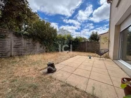 location maison à nantes (44000) : à louer / 89m² nantes