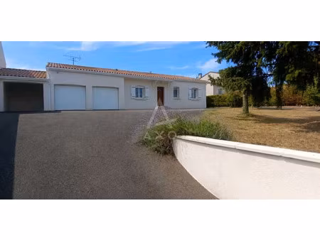 vente maison magnac sur touvre  98m² 4 pièces 250 000€ avec garage
