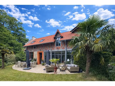 location maison 8 pièces 200 m² à versailles (78000)  5 500 €