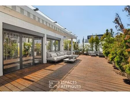 toit-terrasse d'exception avec très grande terrasse et garage dans une résidence de standi