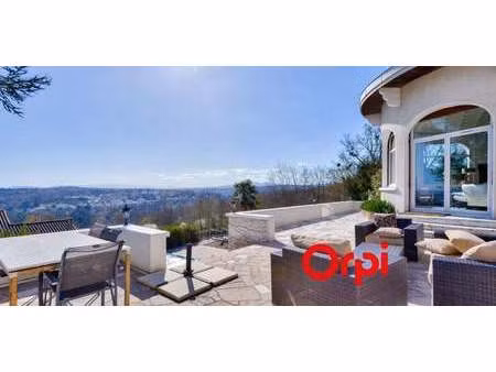 maison avec piscine et terrasse centre - sainte-foy-lès-lyon (69)