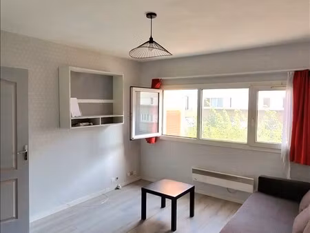 appartement - 2ème étage - 35 97 m2 - 1 pièce - meublé