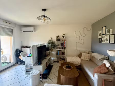 hidri immo plus vous propose un charmant t2 avec balcon  gar